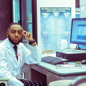 Meet your Posher, Bobby